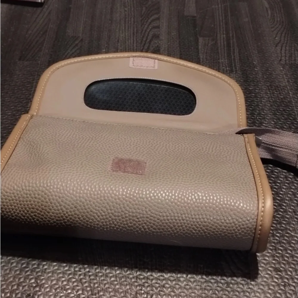 Avon Sophisticated Style Cosmetics Case